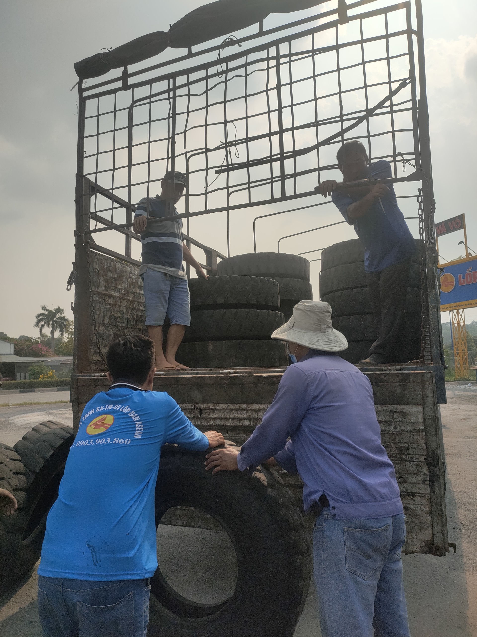 cung cấp lốp xe giá rẻ