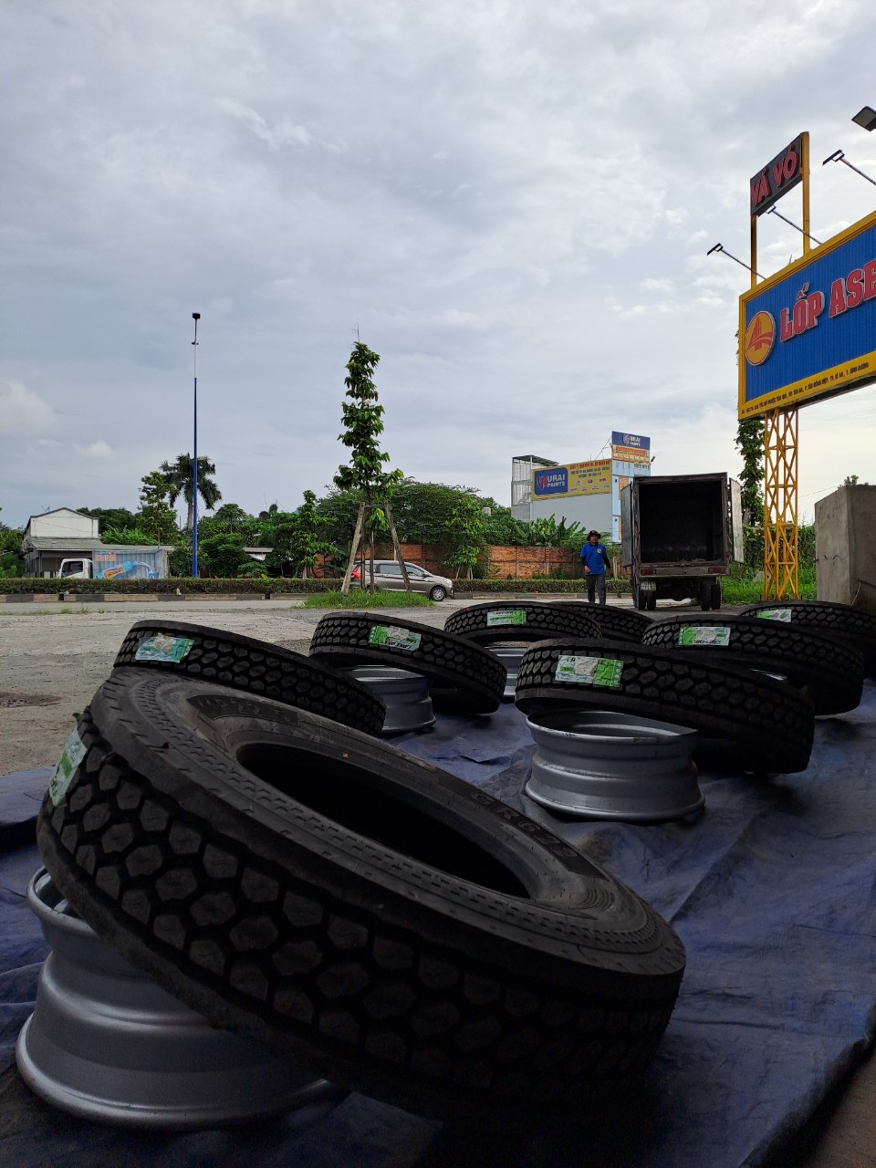 cung cấp lốp xe tải uy tín Bình Dương - TPHCM