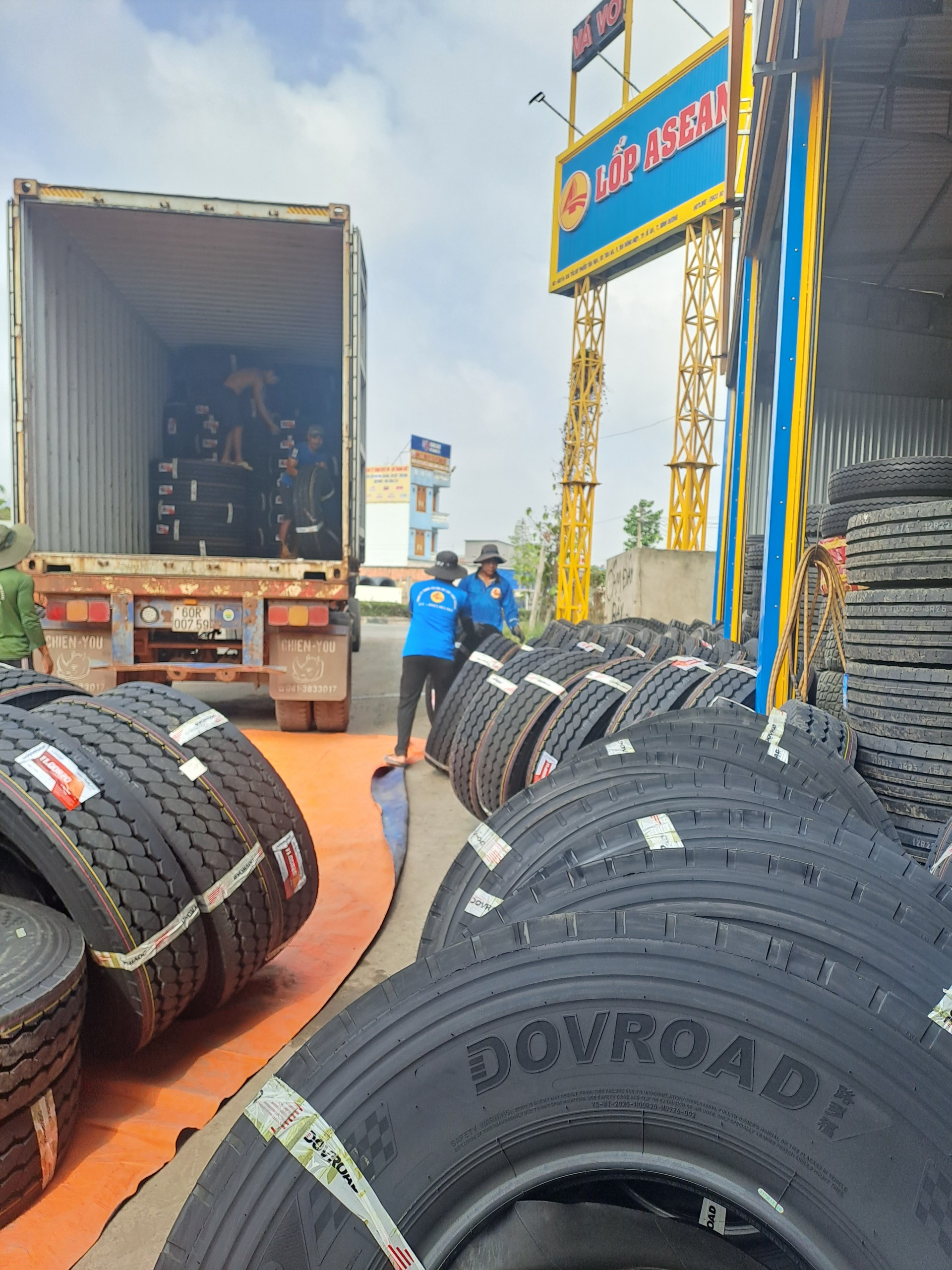 trung tâm săm lốp ô tô giá rẻ