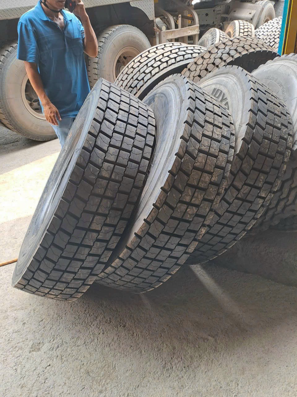 lốp dán hà tĩnh