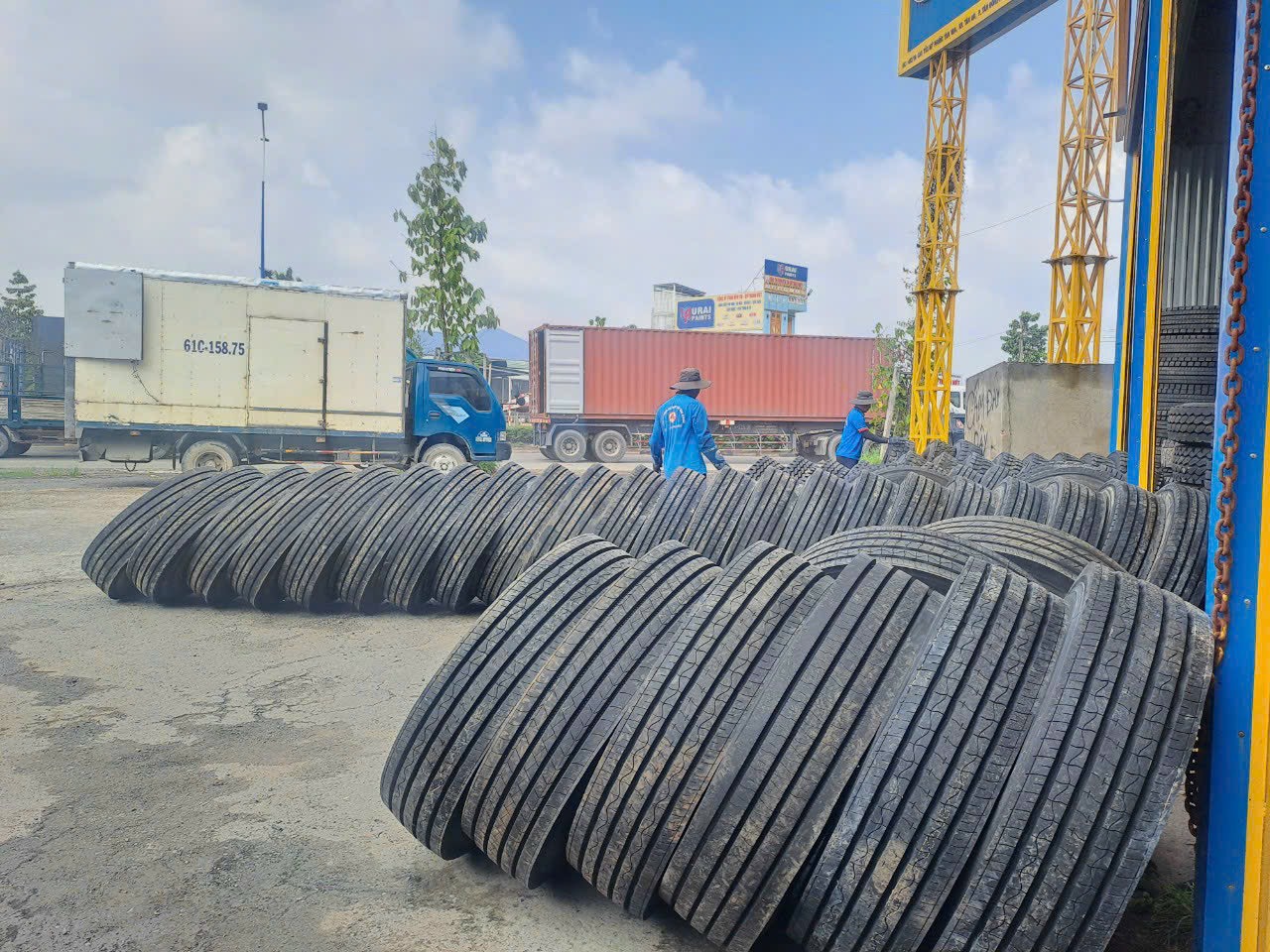 Lốp Dán Asean – đại lý lốp xe container chạy đường dài