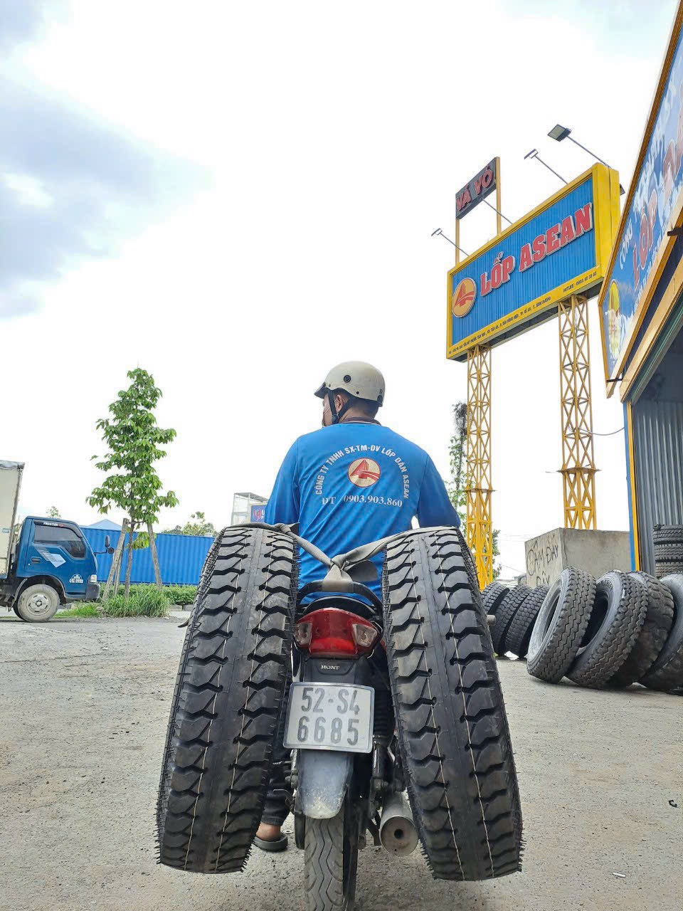 lốp dán giá rẻ