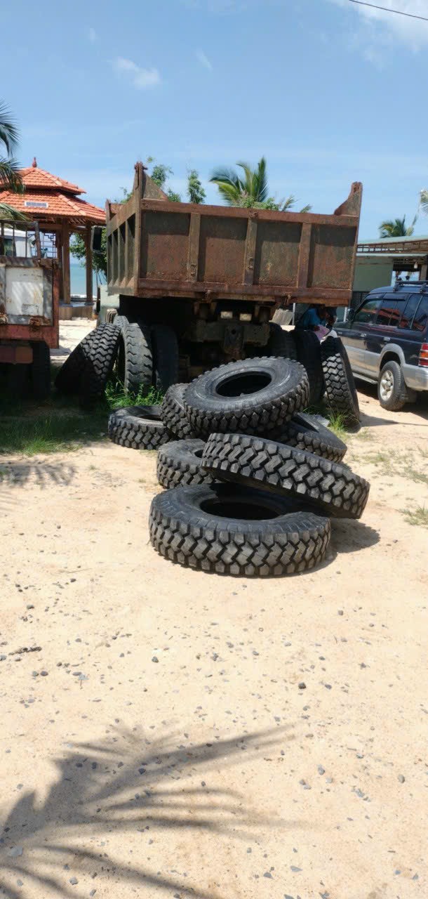 đại lý lốp dán giá rẻ