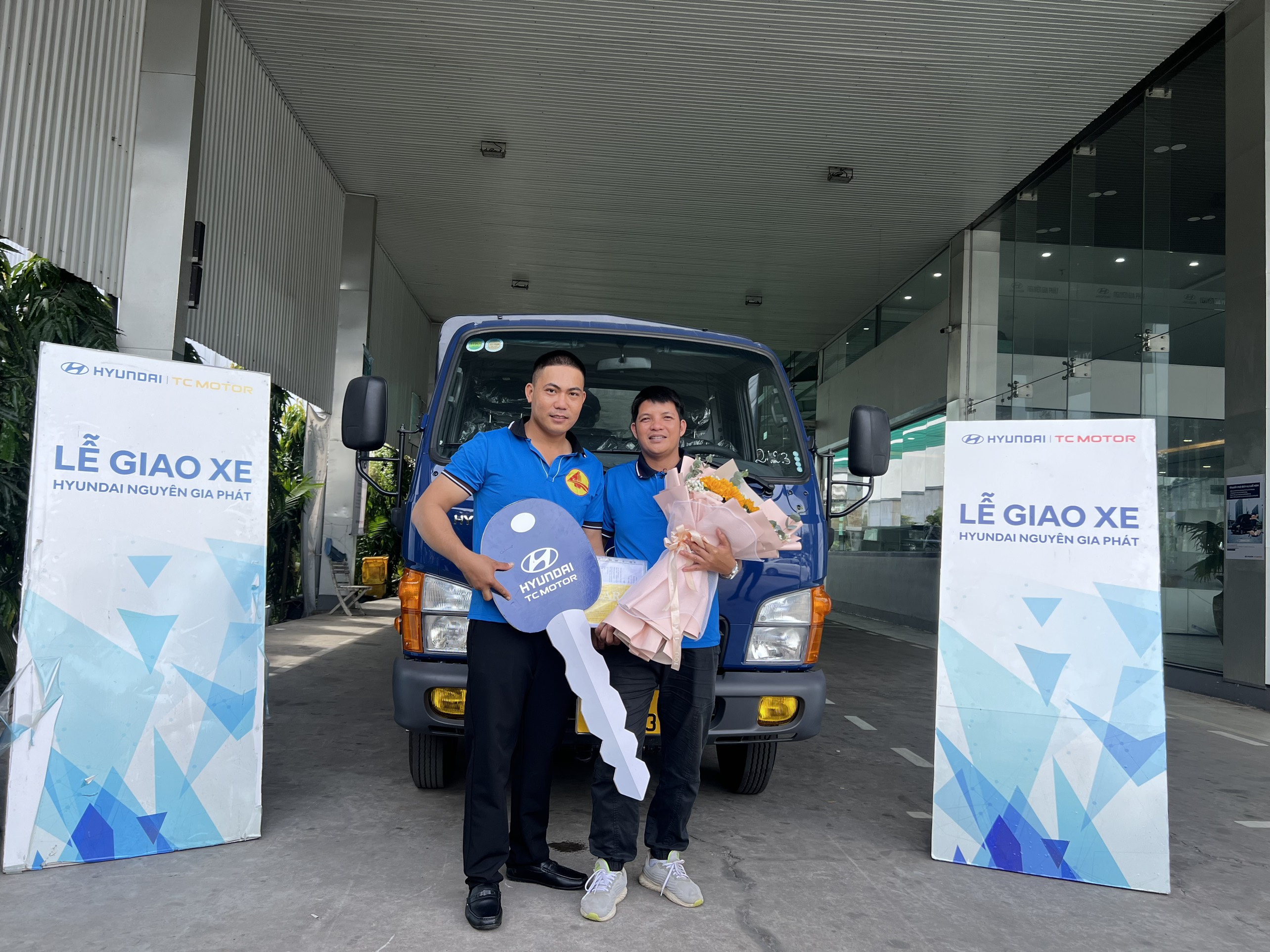 Quy định về phù hiệu xe tải