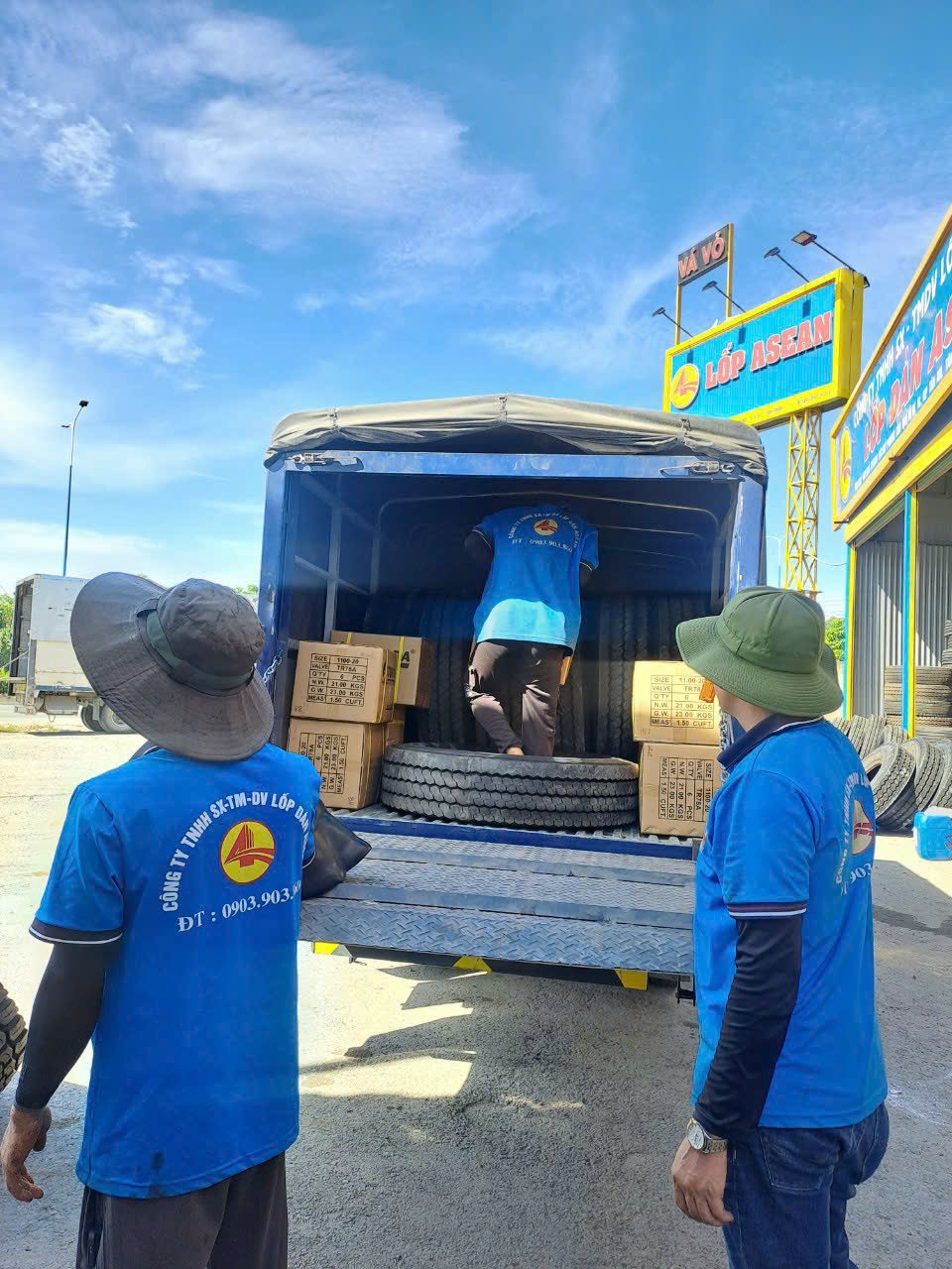 lốp dán giá rẻ