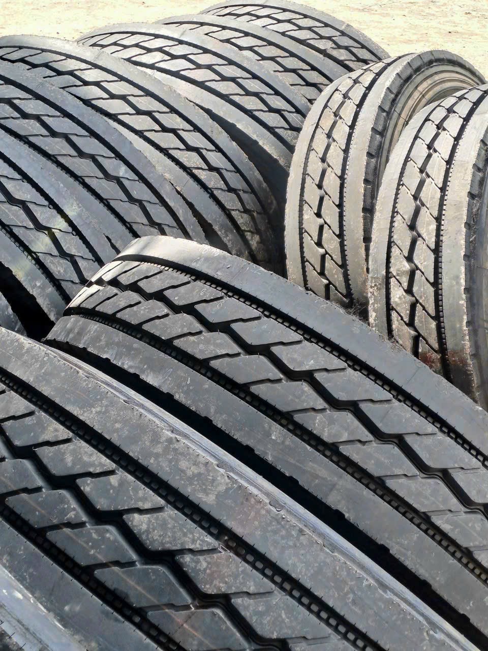 lốp dán xe tải giá rẻ