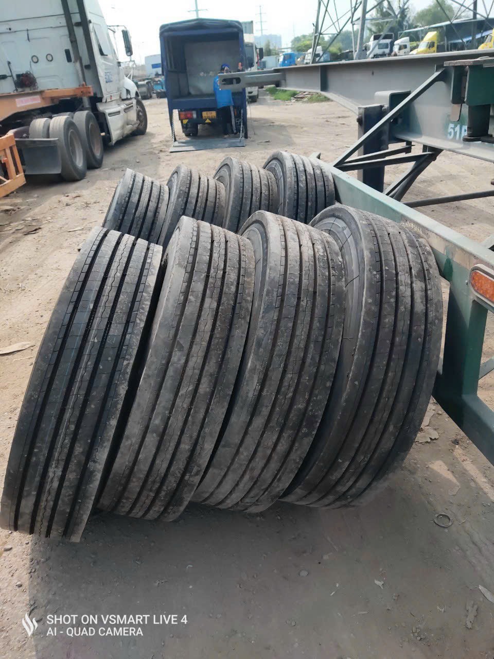 Lốp Dán Asean cung cấp lốp container - rơ mooc uy tín