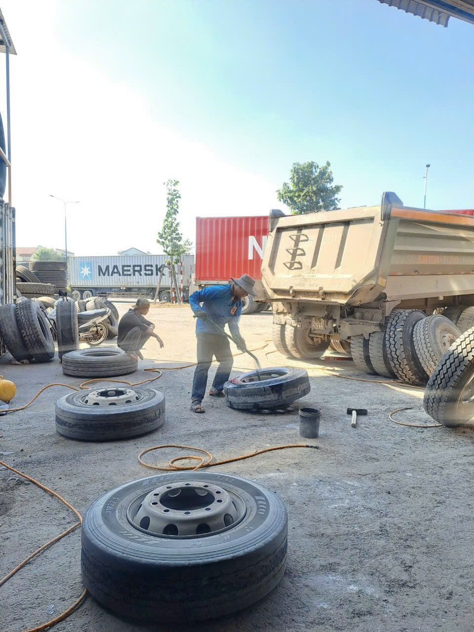 mua lốp dán ở đâu giá rẻ