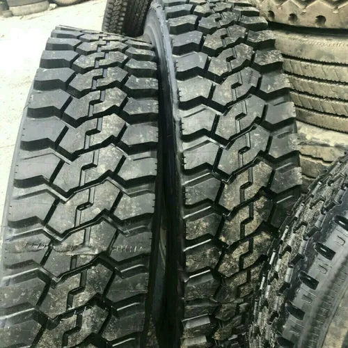 Chuyên cung cấp lốp bố vải  có ruột 1100.20 ,1200.20 dùng cho xe tải chở nặng.