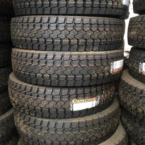 Lốp bố kẽm gai ngang Ovation 12R22.5 VI-701