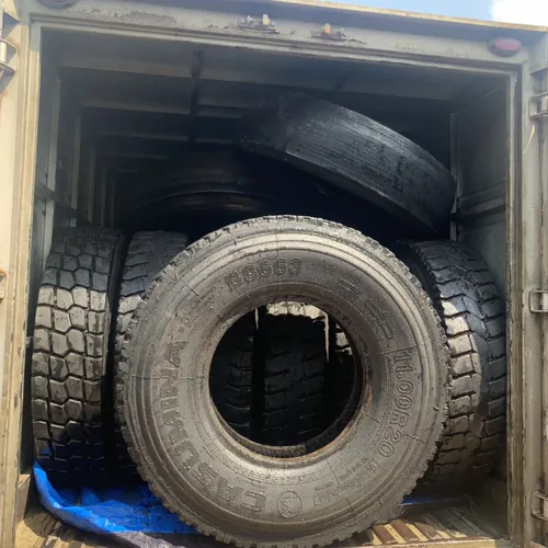 Lốp dán bố kẽm 11.00R20 gai ngang chạy công trình