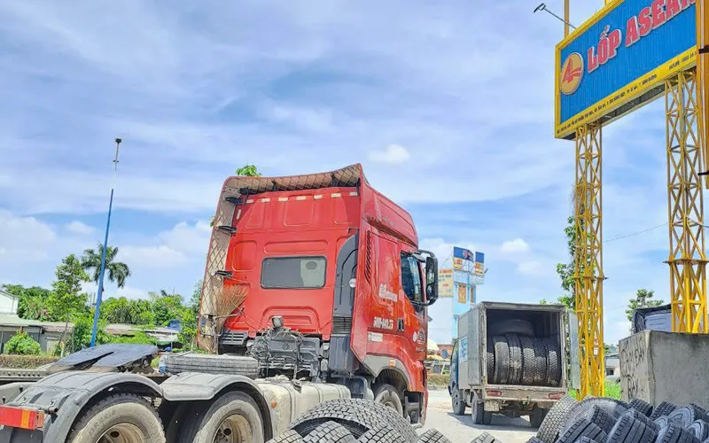 Lốp xe container 11R22.5