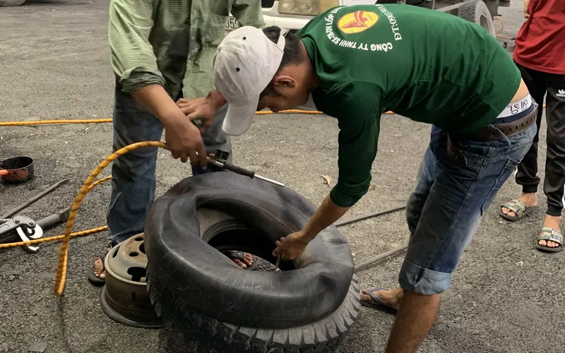 Lốp xe tải 1 tấn / 2 tấn / 5 tấn tại Bình Dương - TPHCM