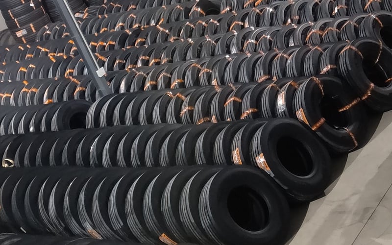 Đại lý lốp xe khách chính hãng tại TPHCM