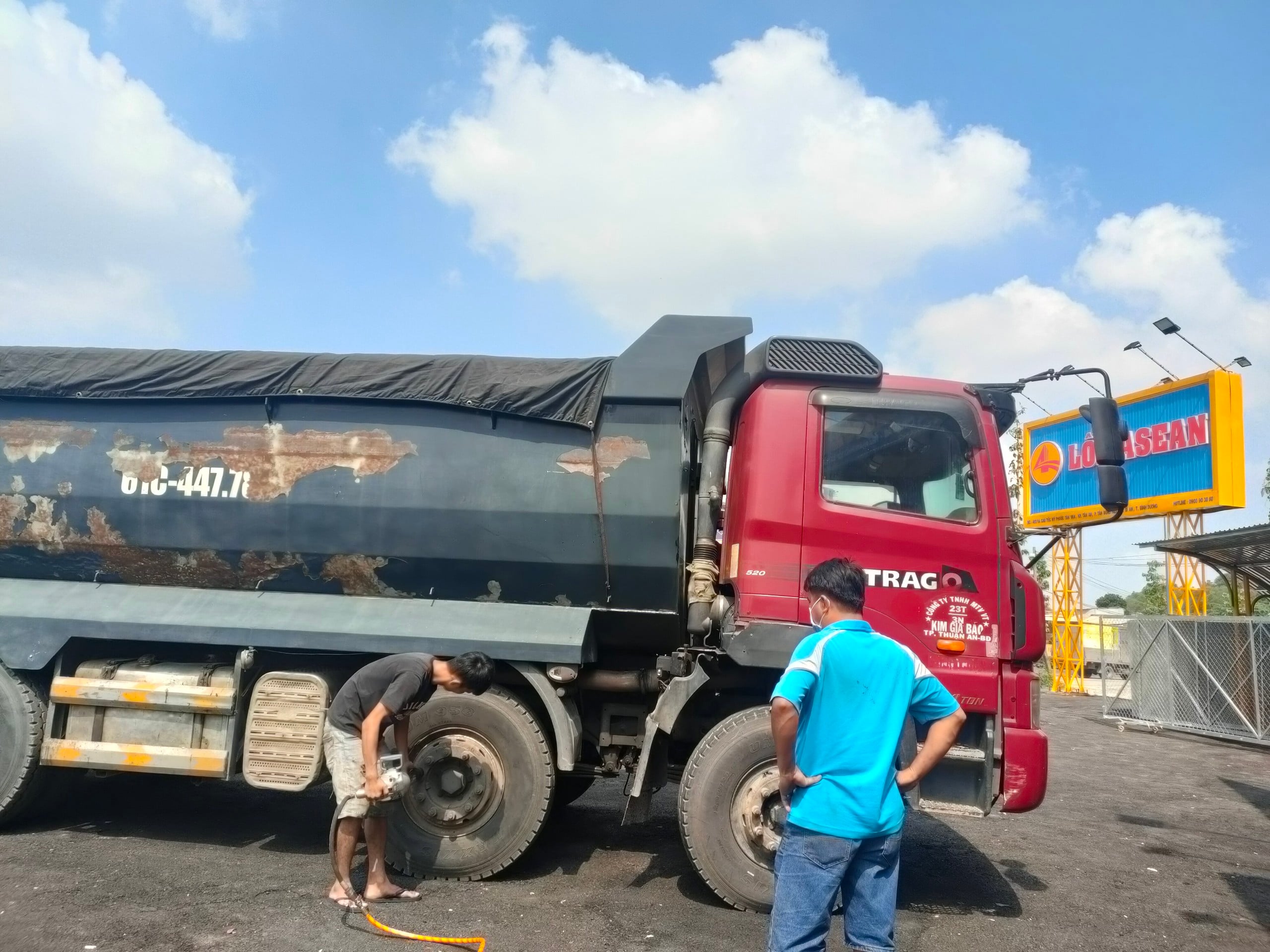 địa chỉ thay lốp xe ben uy tín tại TPHCM