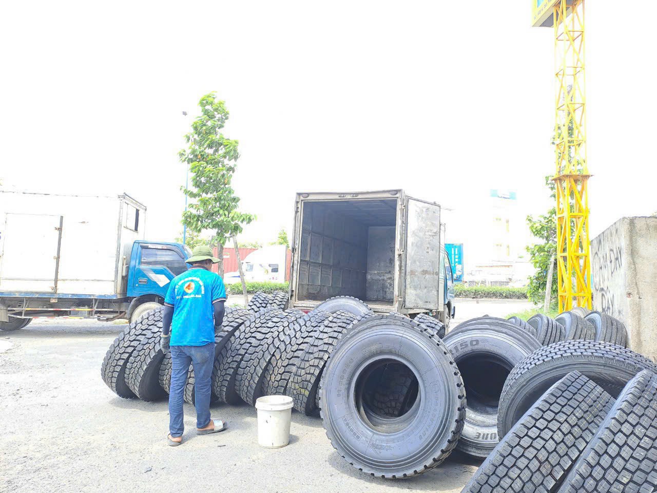 đại lý lốp xe tải chính hãng giá rẻ tại Bình Dương - TPHCM