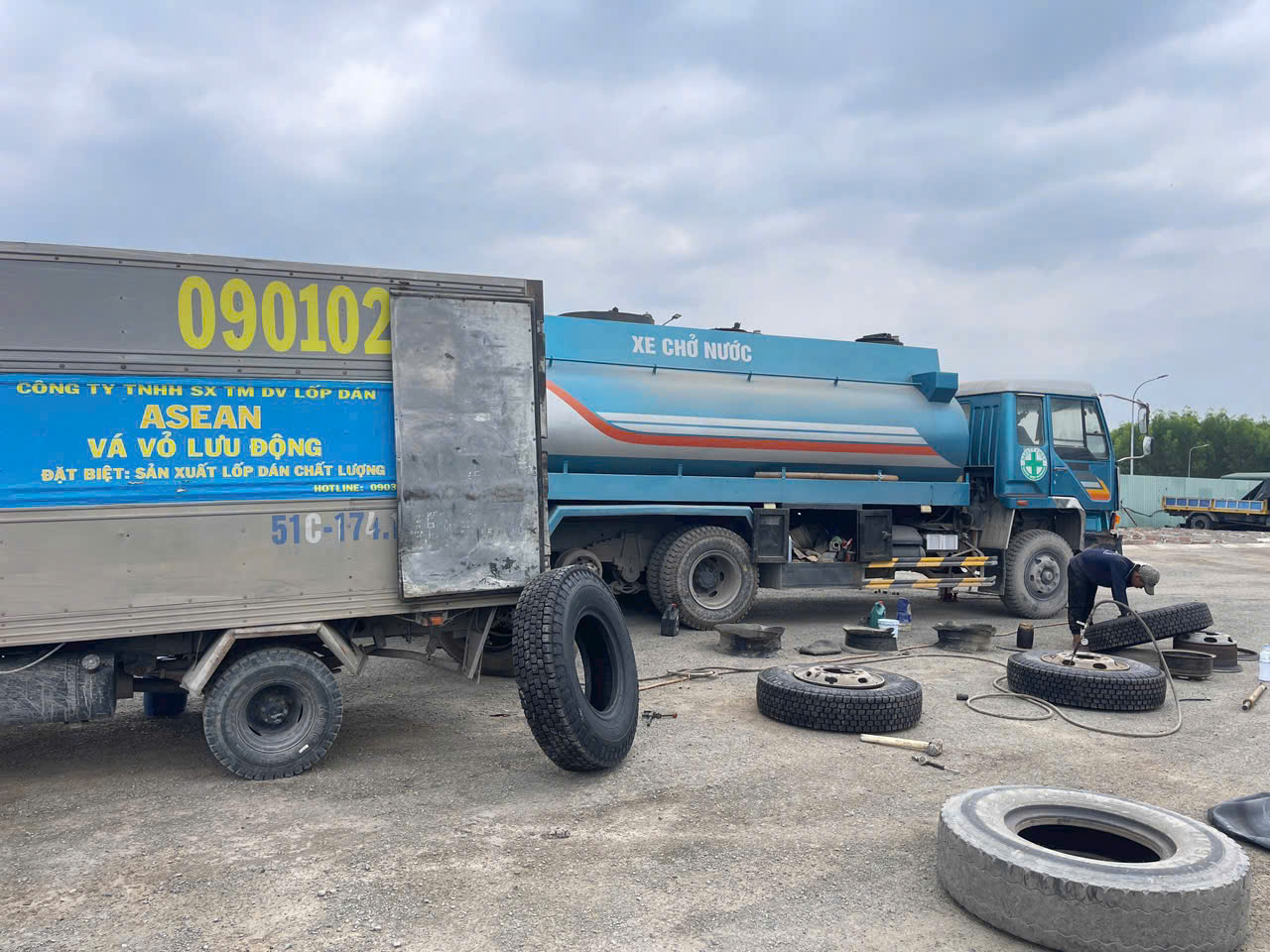 dịch vụ cứu hộ lốp xe tải tại Bình Dương
