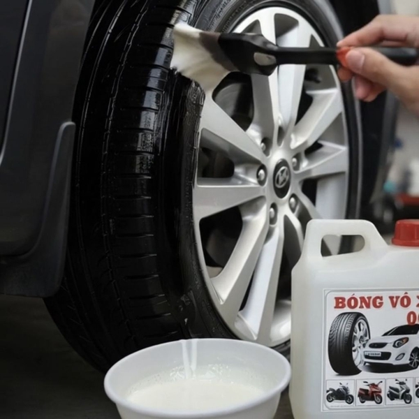 Dung dịch bóng vỏ xe 009