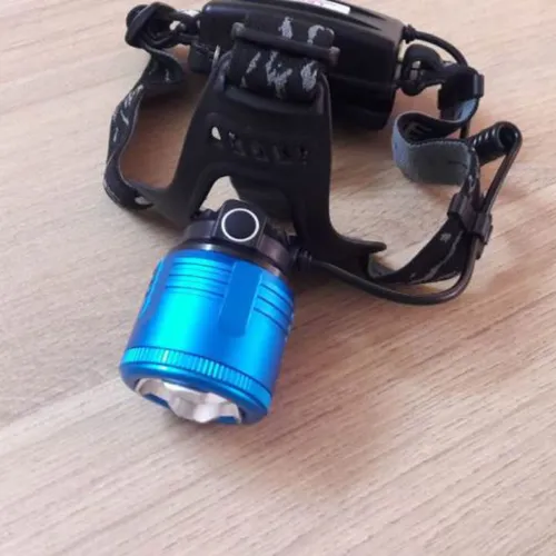 Đèn pin đội đầu siêu sáng