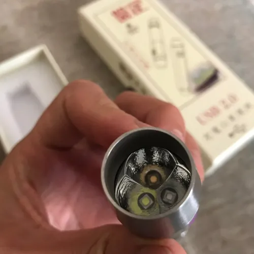 Đèn Soi Kiểm Tra Gạch Cua Biển