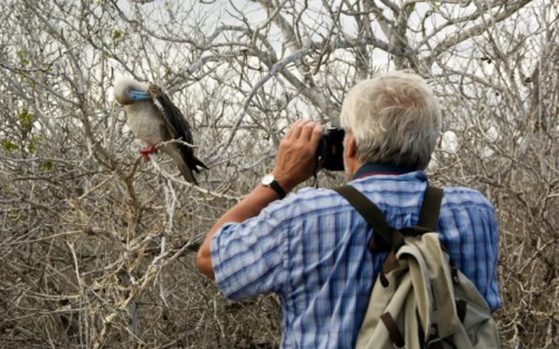 một số lưu ý cần biết trước khi chọn mua ống nhòm ống ngắm