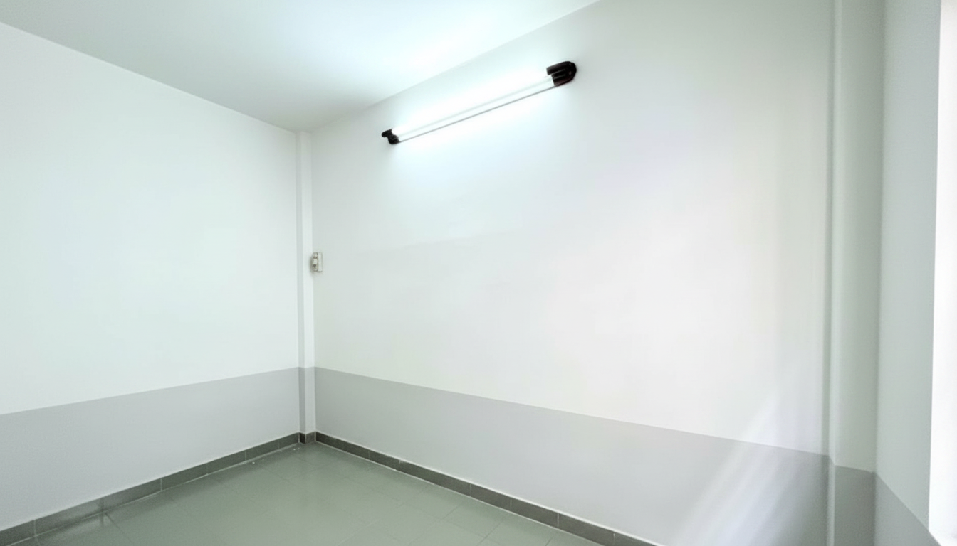 Với kết cấu 1 trệt, 1 lửng, 2 phòng ngủ, bạn dọn vào ở ngay được. Với kết cấu 1 trệt, 1 lửng, 2 phòng ngủ, bạn dọn vào ở ngay được.