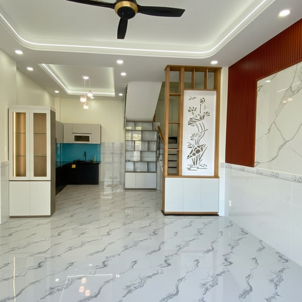 Nhà mới 3 tầng- Mặt tiền 5m- 4 Tỷ nhỉnh- Hẻm xe Tải- Bán nhà nguyên căn Quận 12!