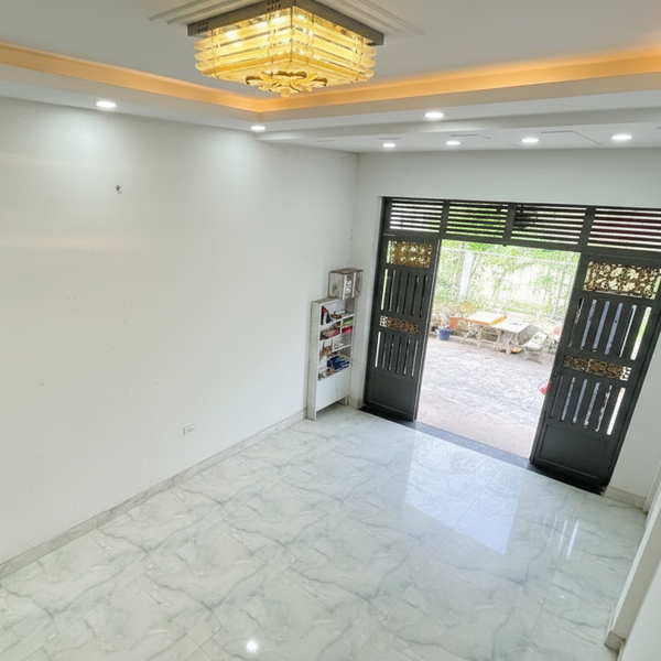 Nhà 2 Tầng- DTSD 102m2- 4 Tỷ nhỉnh- Hẻm xe hơi | Nhà nguyên căn quận 12.