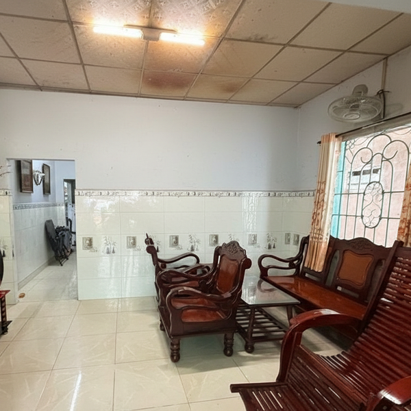 Nhà Cấp 4- Ngang 7m, 130m²- Hẻm Xe Tải Huỳnh Thị Hai- Bán Nhà Quận 12 có Sổ Hồng Riêng!