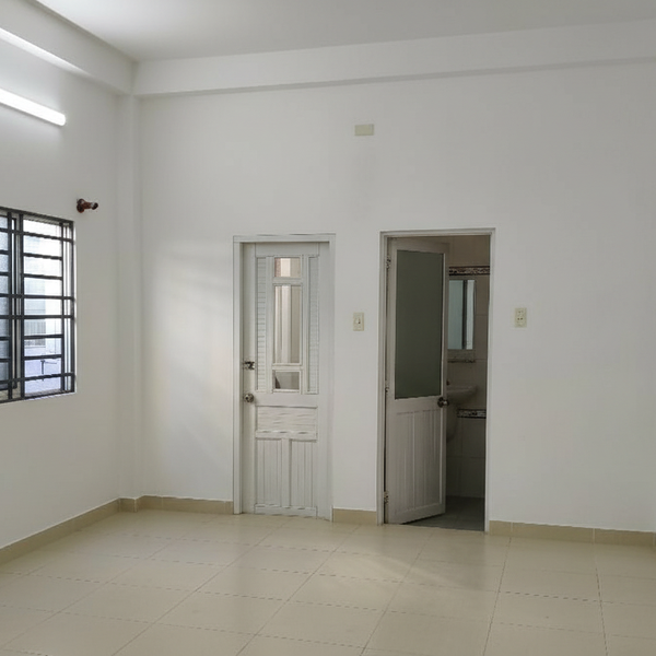 Nhà 2 TẦNG- 66m2- Hẻm 5m thông, gần Dương Thị Mười, giá chỉ 4,x Tỷ- Bán Nhà nguyên căn Quận 12!