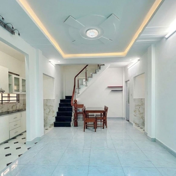 🏡 3 Tầng – 95m² – HXH – 5 Tỷ | Mua Nhà Quận 12 có Sổ Hồng Riêng.
