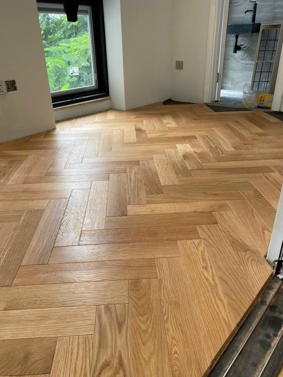 Có nên chọn sàn gỗ Plywood? Những điều bạn cần biết Có nên chọn sàn gỗ Plywood? Những điều bạn cần biết