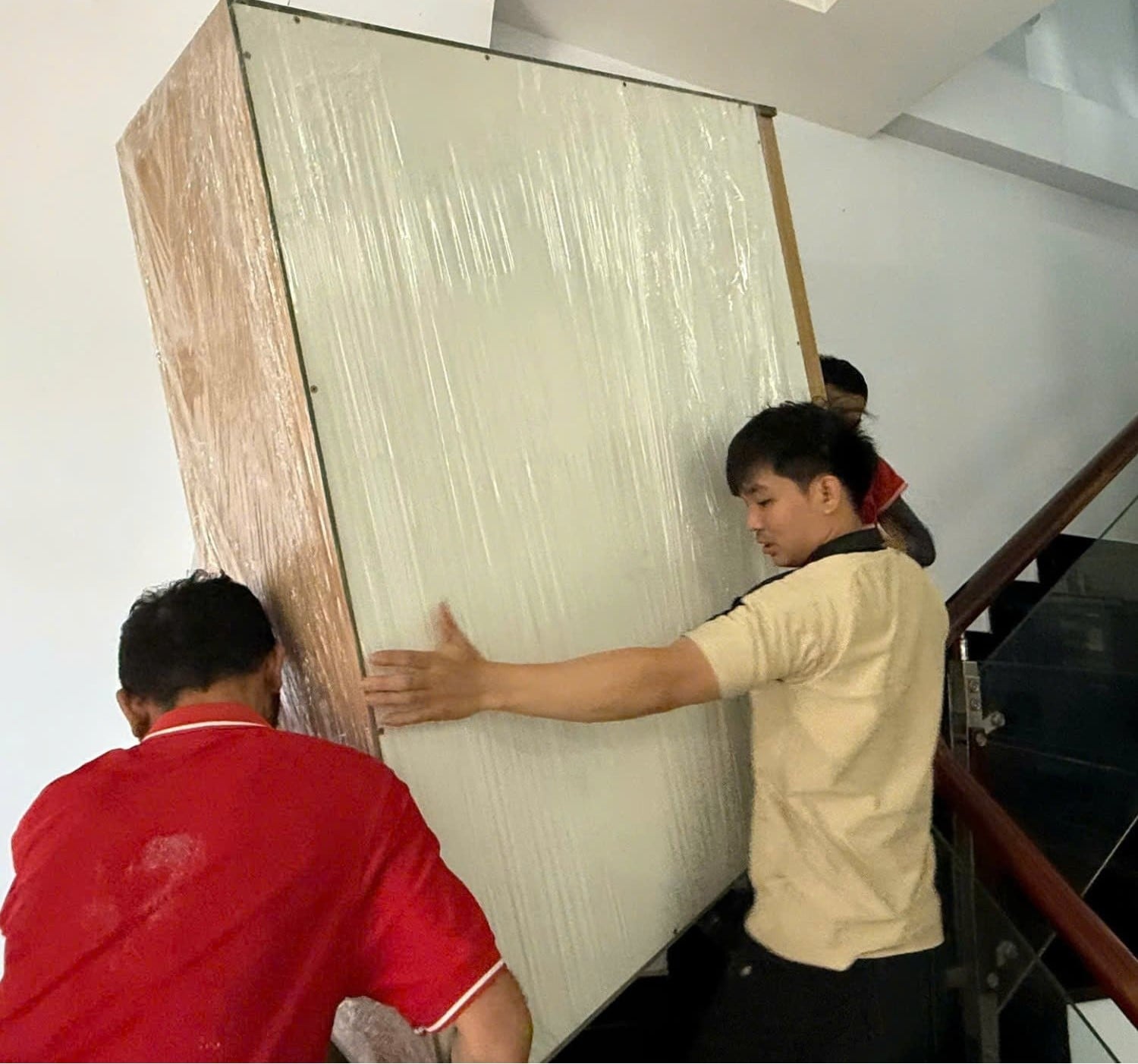 Đóng tủ locker 4 ngăn theo yêu cầu, thiết kế theo kích thước riêng Đóng tủ locker 4 ngăn theo yêu cầu, thiết kế theo kích thước riêng