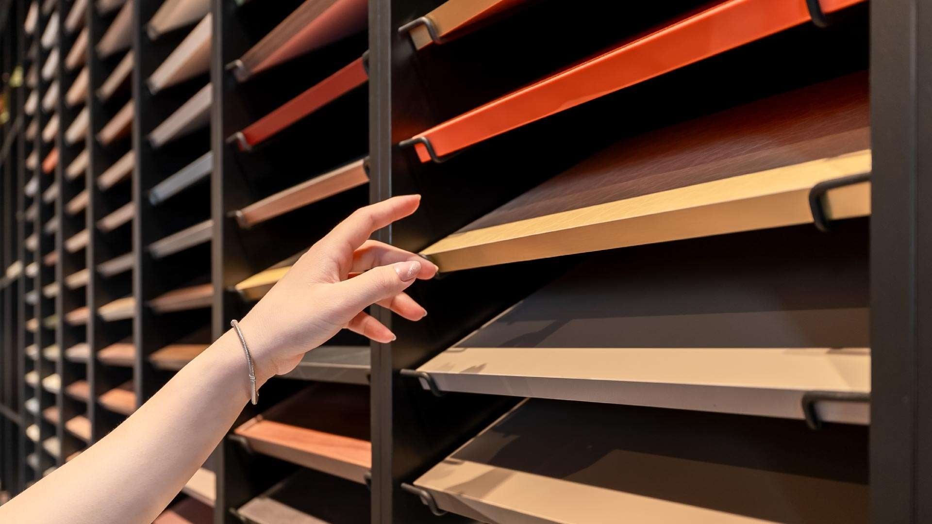 Melamine An Cường c&oacute; tốt kh&ocirc;ng? B&aacute;o gi&aacute; v&agrave; ứng dụng trong nội thất 