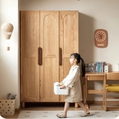 Tủ Quần Áo Trẻ Em Gỗ Tự Nhiên Kiểu Chân Cao Chất Lượng Đẹp
