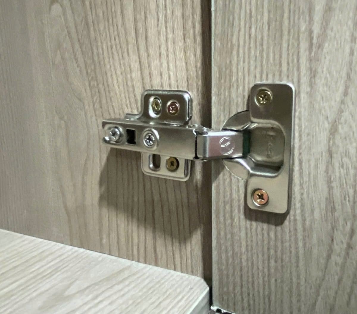 Tủ locker 8 ngăn gỗ MDF l&otilde;i xanh An Cường bền đẹp, kh&oacute;a an to&agrave;n, gi&aacute; tốt tại Fitin