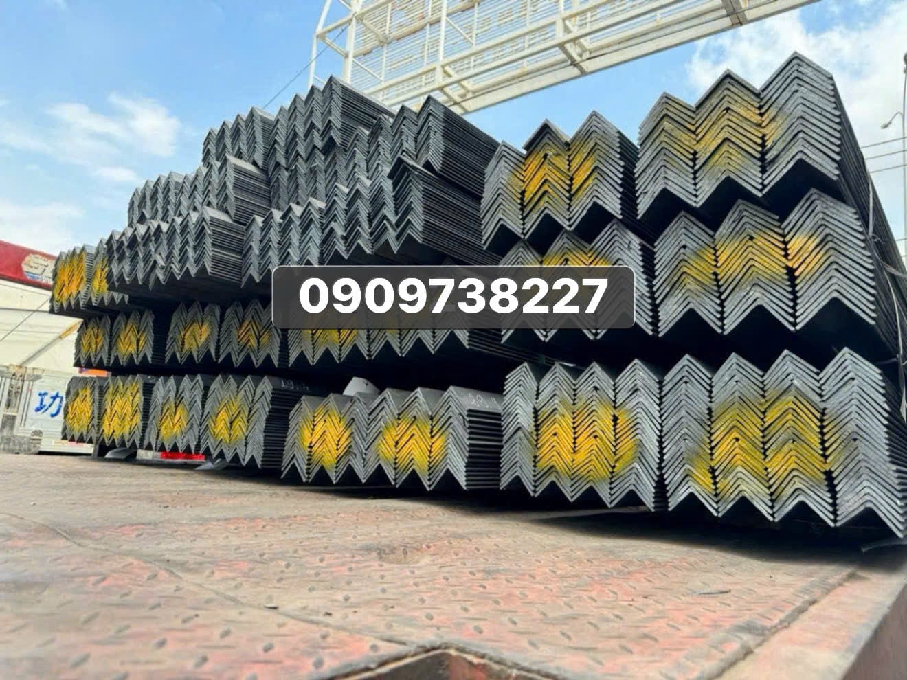 thép V50x50 thực tế