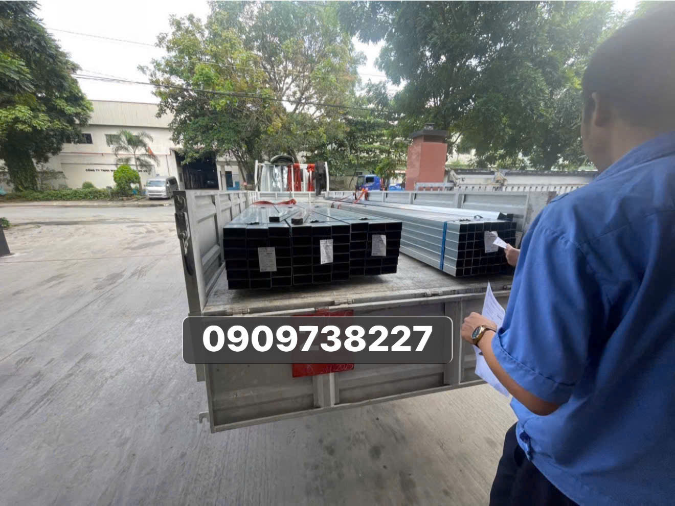 báo giá mới nhất thép hộp 30x60x6m tiêu chuẩn