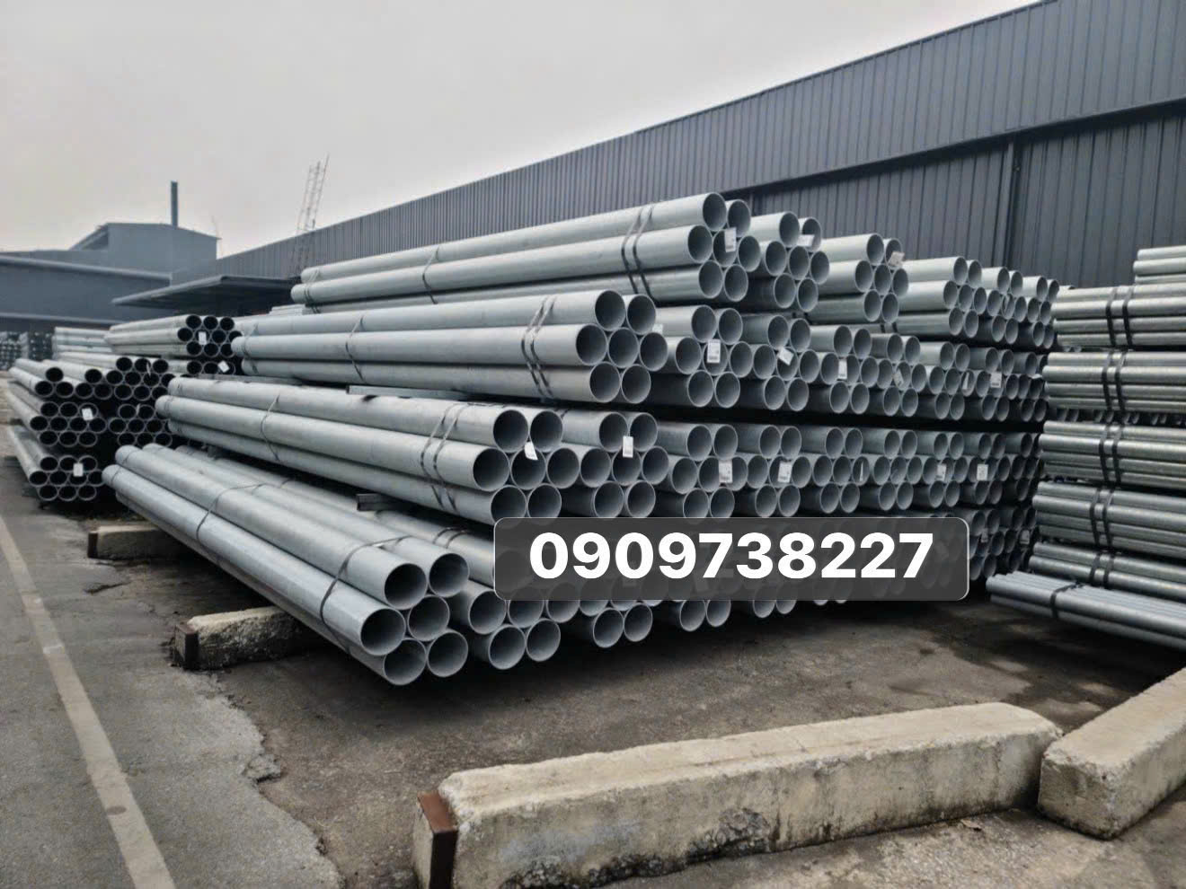 Thép ống phi 27 D27 x 6m ứng dụng trong công trình xây dựng
