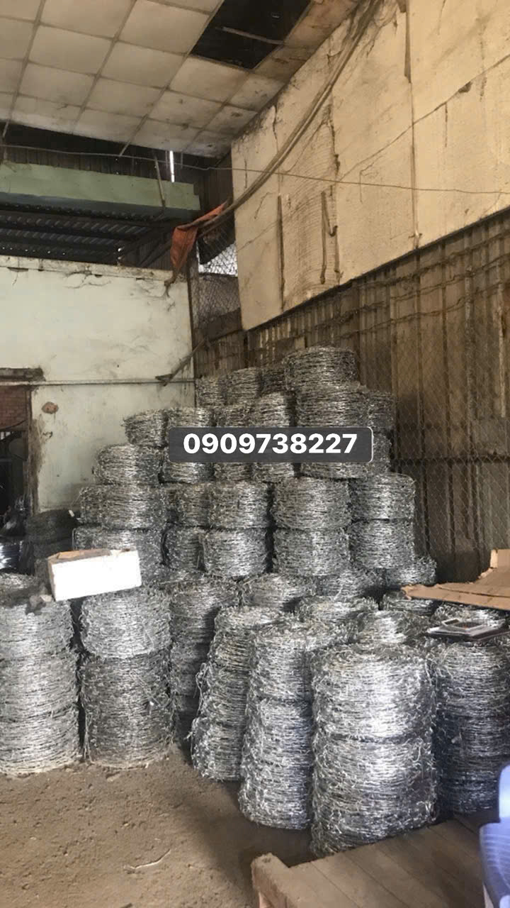 xưởng sản xuất kẽm gai