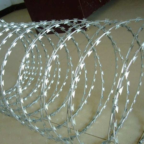 Kẽm lưới búa D90cm - Dây kẽm gai cuộn tròn 90cm