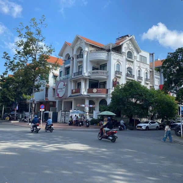 Bán nhà mặt tiền 48 Nguyễn Thị Thập, Phường Tân Hưng, Quận 7
