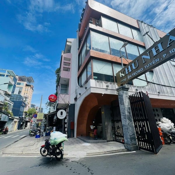 Bán nhà 2 mặt tiền 284C Nguyễn Trọng Tuyển, Phường 10, Quận Phú Nhuận