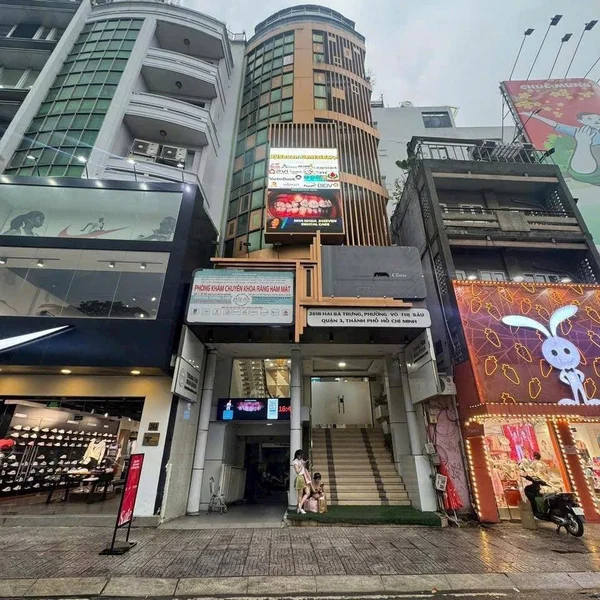Bán toà nhà 261B Hai Bà Trưng