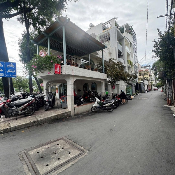 Bán nhà  Lê Văn Sỹ, Phường 13, Quận 3