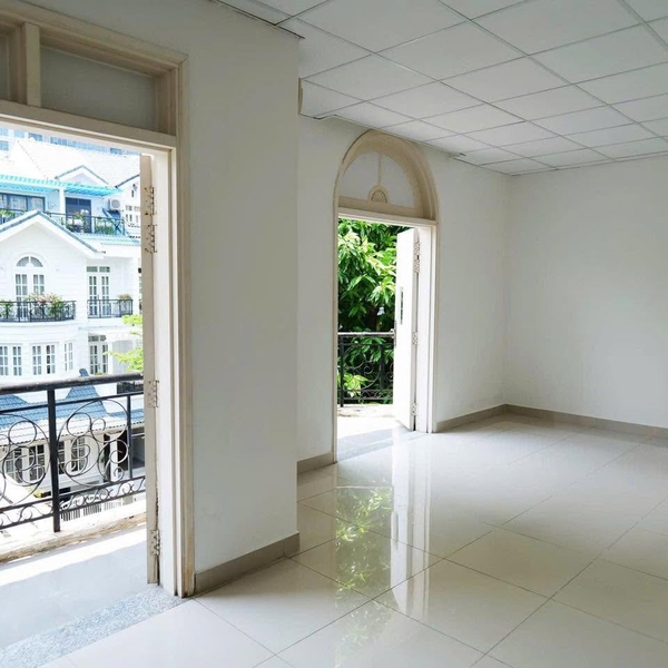 Bán Biệt Thự 6 Đường Đ7, khu Saigon Pearl, Phường Thạnh Mỹ Tây, TP.HCM.