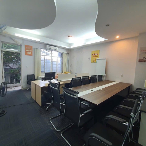 Bán nhà măt tiền 68 đường C1, P13, Quận Tân Bình