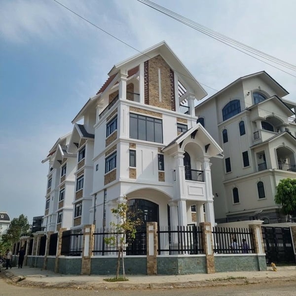 Bán biệt thự 1 Đường 70, P. Thạnh Mỹ Lợi - TP. Thủ Đức