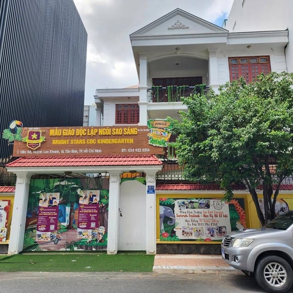 Bán nhà mặt tiền 6 Huỳnh Lan Khanh, P. Tân Sơn Hoà, Quận Tân Bình