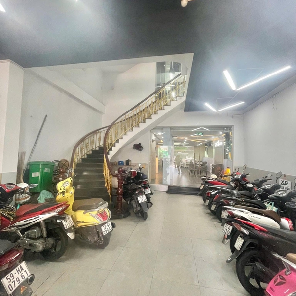 Bán nhà mặt tiền 139 Nguyễn Chí Thanh, Phường An Đông, TP.HCM